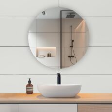 Ronde spiegel in de badkamer